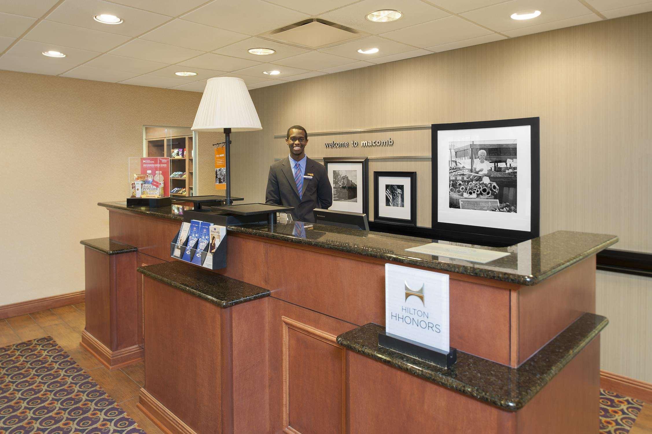 Hampton Inn Macomb Exterior foto